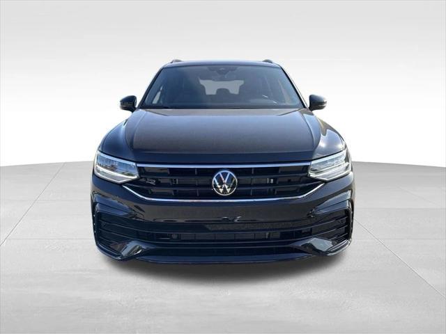 new 2024 Volkswagen Tiguan car, priced at $32,122