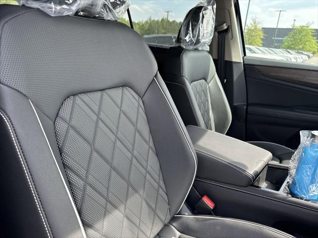 new 2025 Volkswagen Atlas car, priced at $51,411