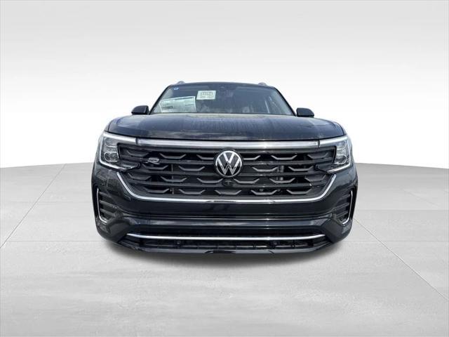 new 2025 Volkswagen Atlas car, priced at $51,911
