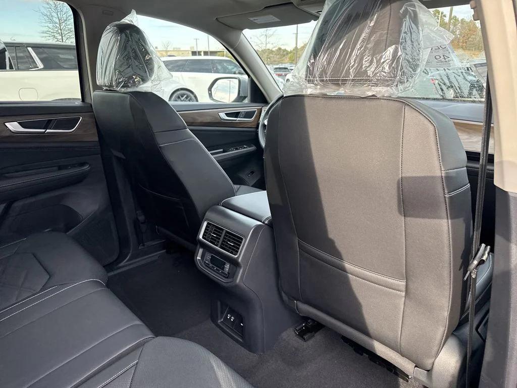 used 2025 Volkswagen Atlas car, priced at $41,500