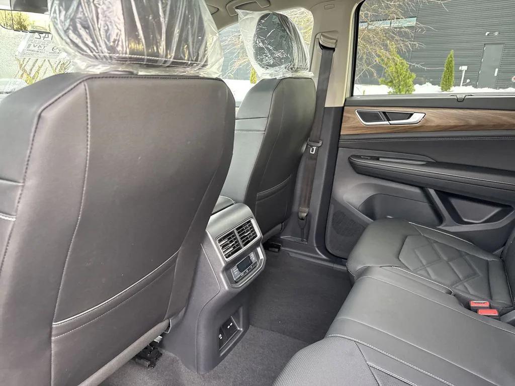 used 2025 Volkswagen Atlas car, priced at $41,500