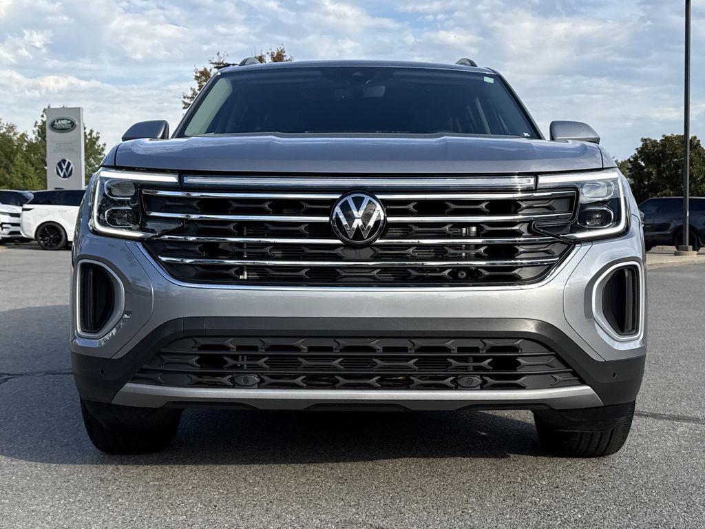 used 2025 Volkswagen Atlas car, priced at $38,000