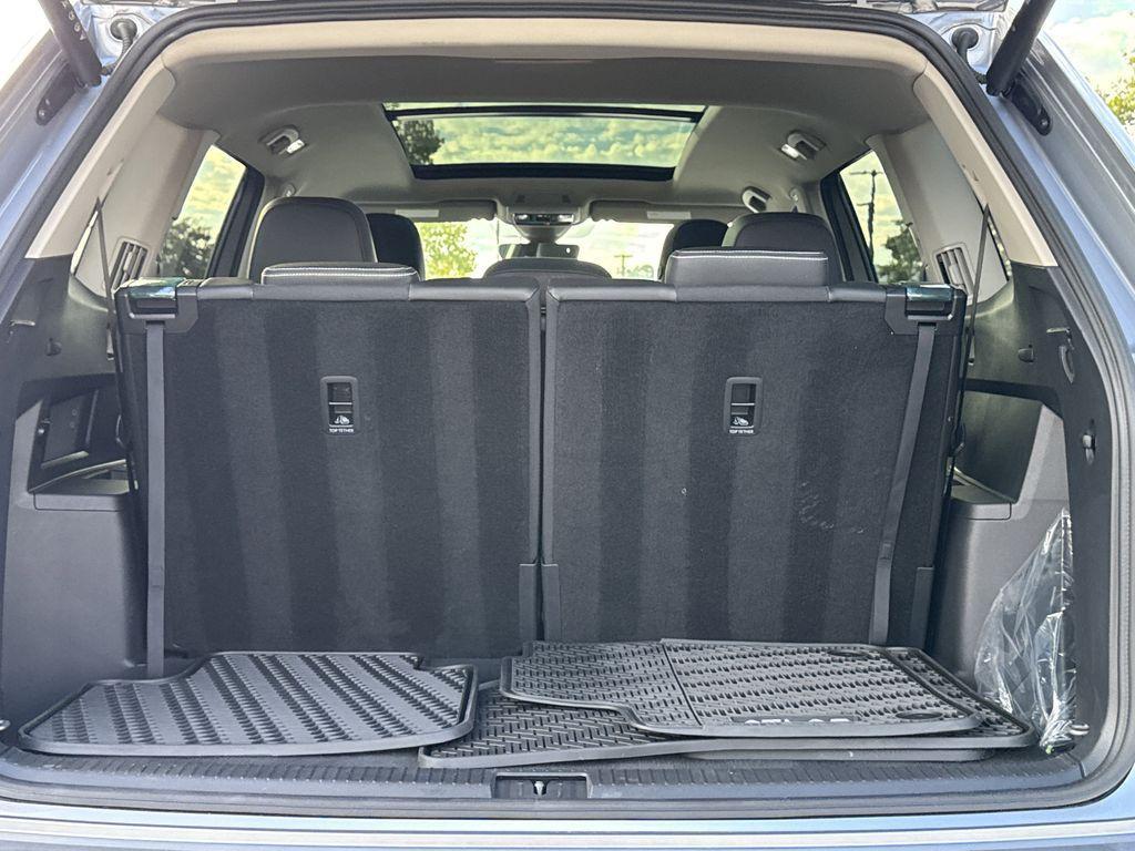 used 2025 Volkswagen Atlas car, priced at $38,000