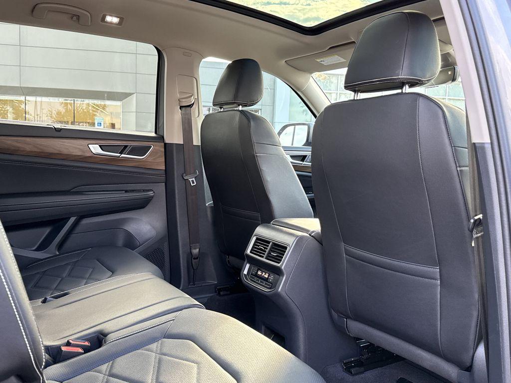 used 2025 Volkswagen Atlas car, priced at $38,000