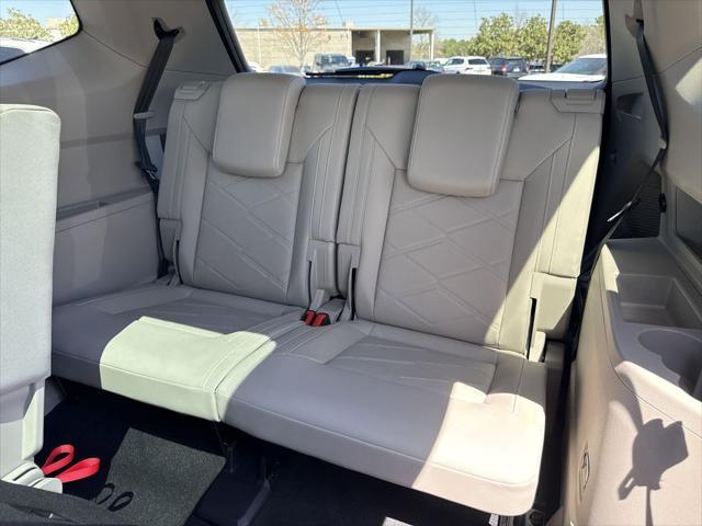 new 2025 Volkswagen Atlas car, priced at $42,241