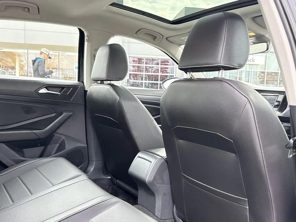 used 2024 Volkswagen Jetta car, priced at $21,250