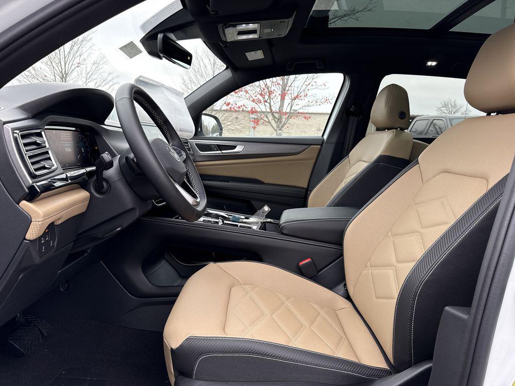 new 2026 Volkswagen Atlas Cross Sport car, priced at $47,781