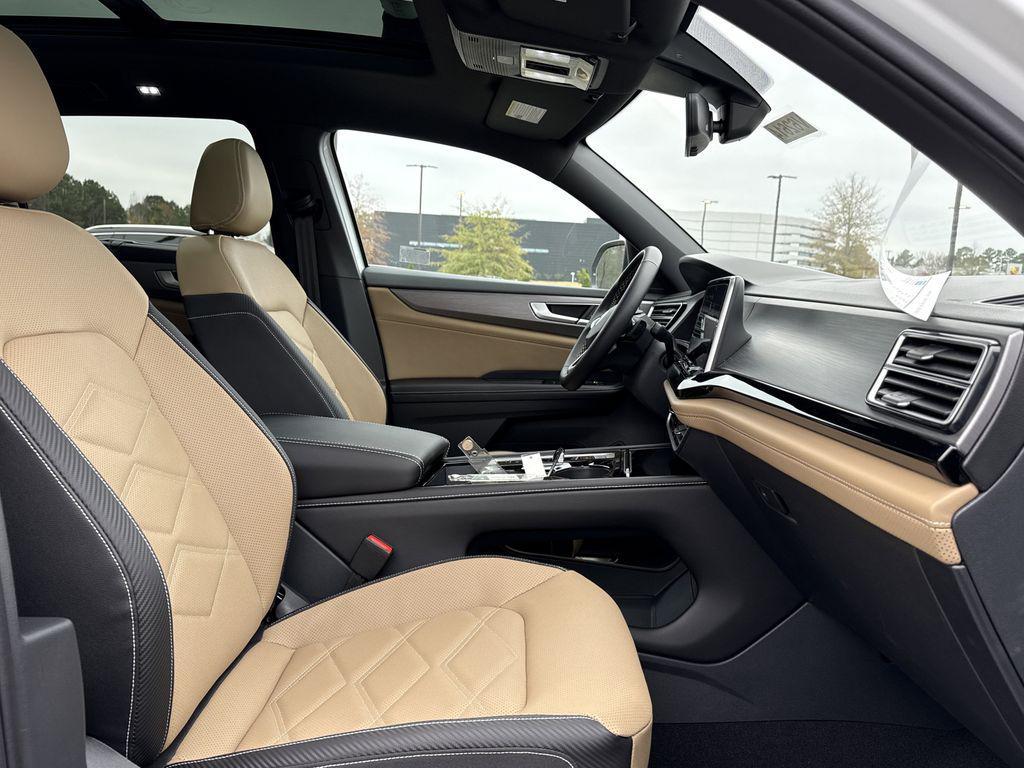 new 2026 Volkswagen Atlas Cross Sport car, priced at $47,781