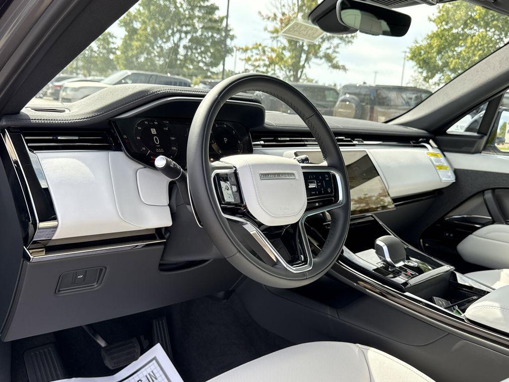 new 2025 Land Rover Range Rover Sport car, priced at $91,925