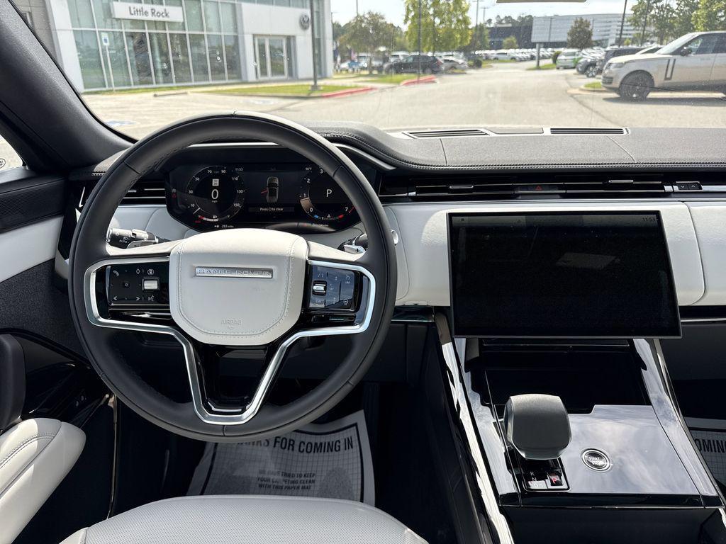 new 2025 Land Rover Range Rover Sport car, priced at $91,925