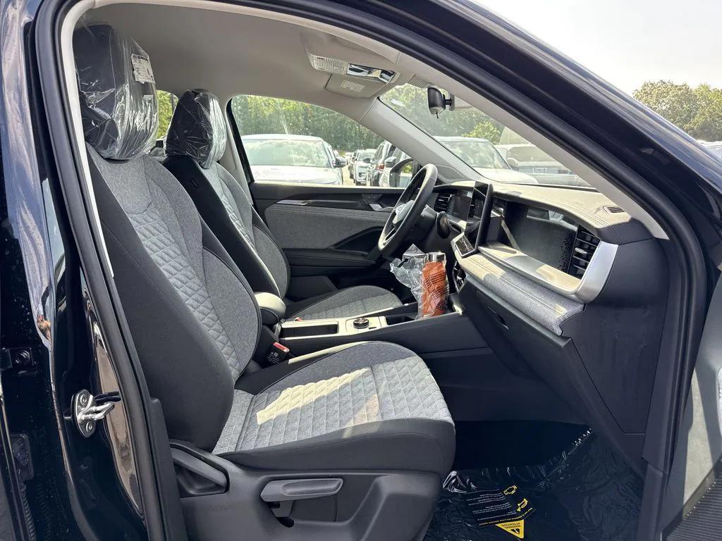 new 2025 Volkswagen Tiguan car, priced at $30,471