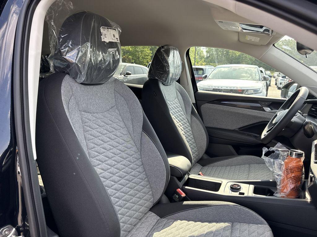 new 2025 Volkswagen Tiguan car, priced at $30,471