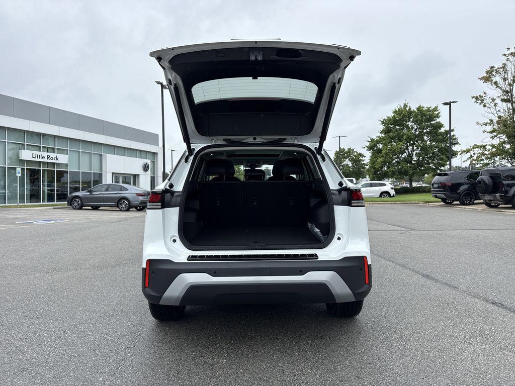 new 2025 Volkswagen Tiguan car, priced at $37,026