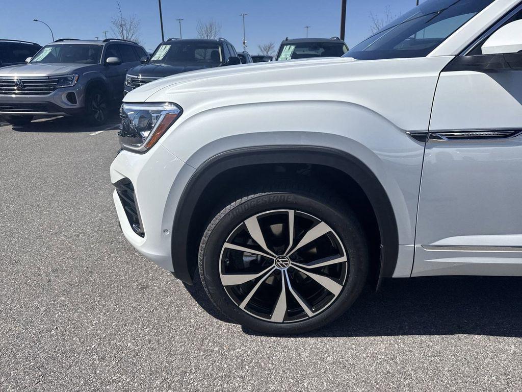new 2025 Volkswagen Atlas Cross Sport car, priced at $53,572