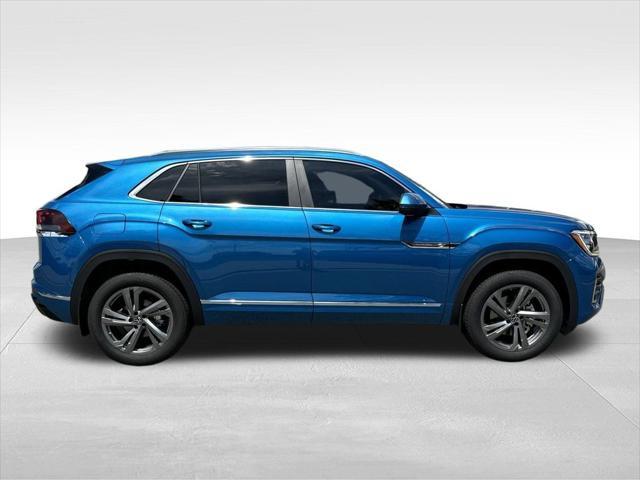 new 2024 Volkswagen Atlas Cross Sport car, priced at $42,921