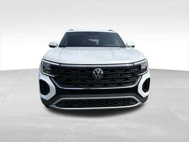 new 2024 Volkswagen Atlas Cross Sport car, priced at $41,866