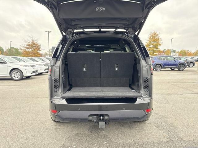 new 2024 Land Rover Discovery car, priced at $80,368