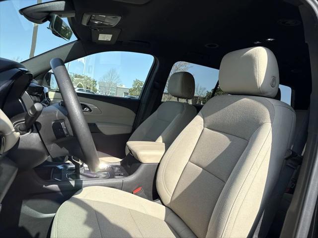 used 2022 Chevrolet Traverse car, priced at $23,000
