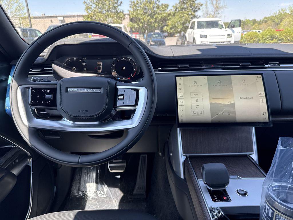new 2025 Land Rover Range Rover car, priced at $145,555