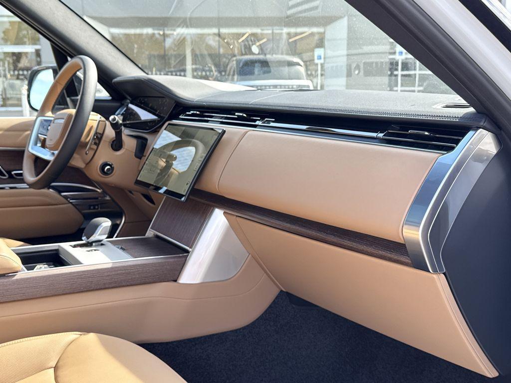 new 2025 Land Rover Range Rover car, priced at $148,605