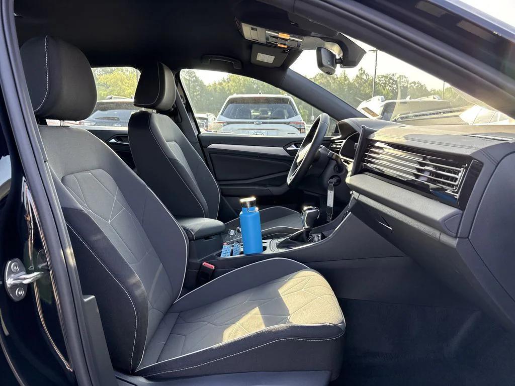 new 2025 Volkswagen Jetta car, priced at $25,024