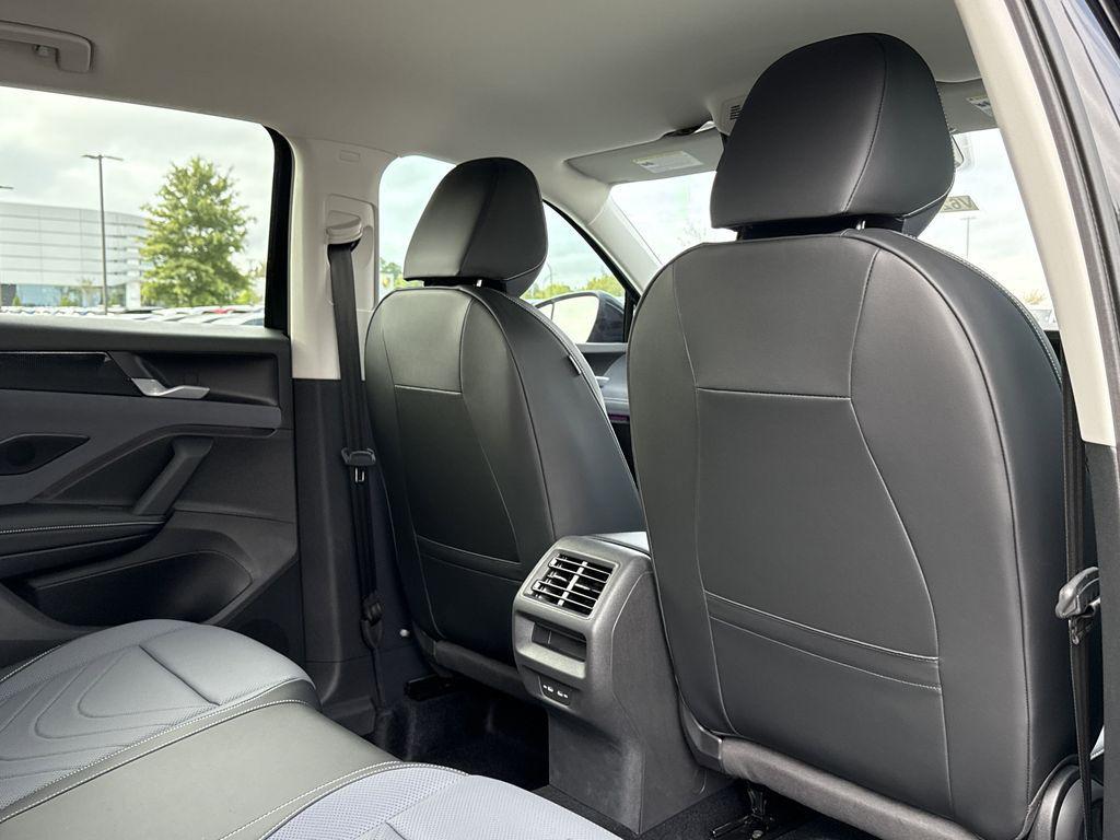 new 2025 Volkswagen Tiguan car, priced at $34,277