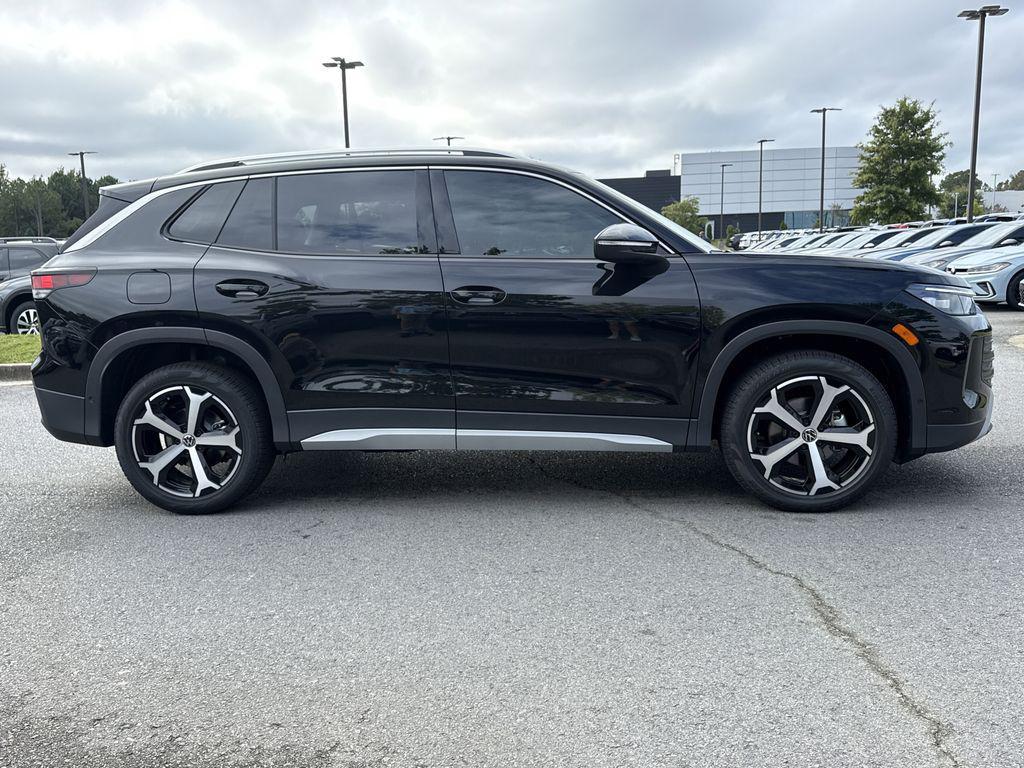 new 2025 Volkswagen Tiguan car, priced at $34,277