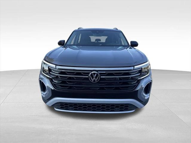 new 2025 Volkswagen Atlas car, priced at $45,841