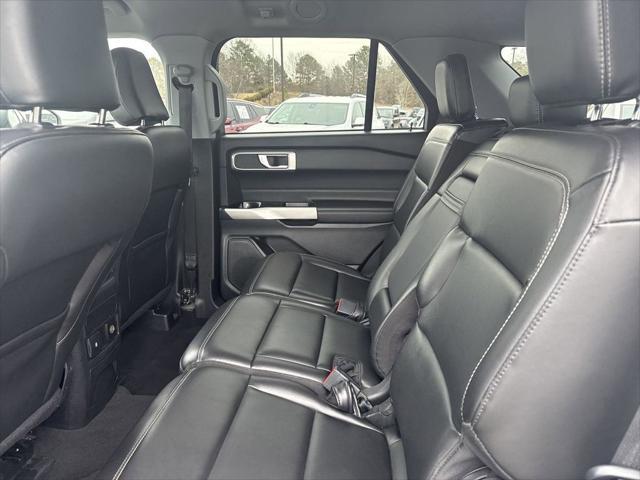 used 2022 Ford Explorer car, priced at $27,000