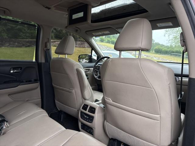 used 2021 Honda Pilot car, priced at $31,500