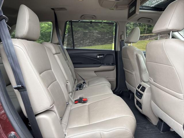used 2021 Honda Pilot car, priced at $31,500