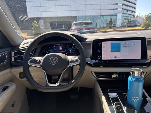 new 2025 Volkswagen Atlas car, priced at $46,572
