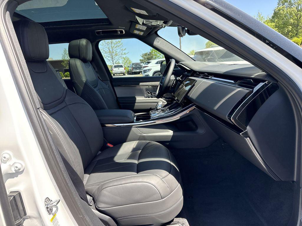 new 2025 Land Rover Range Rover Sport car, priced at $118,640