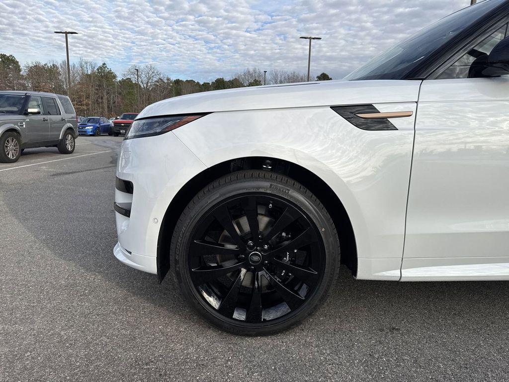new 2025 Land Rover Range Rover Sport car, priced at $106,430