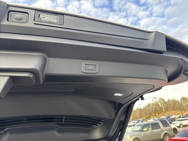new 2025 Land Rover Range Rover Sport car, priced at $106,430
