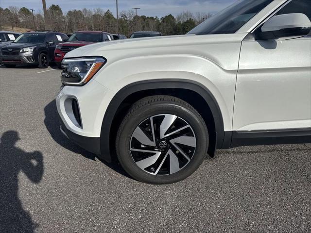 new 2025 Volkswagen Atlas car, priced at $47,009