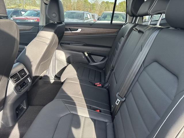 new 2025 Volkswagen Atlas car, priced at $47,009
