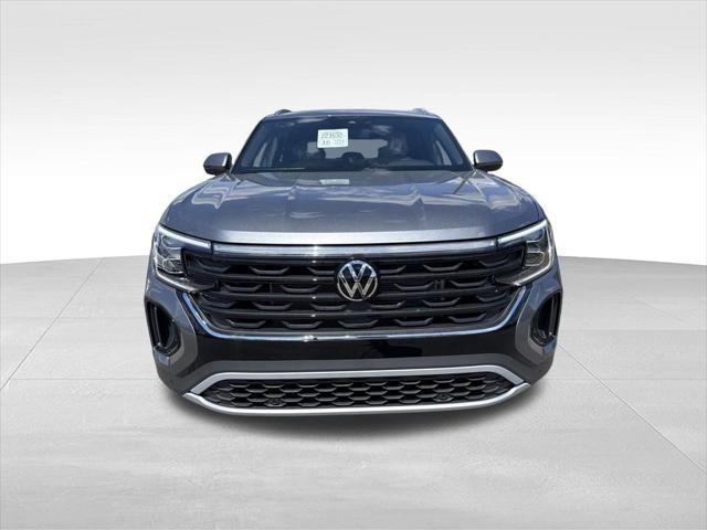new 2025 Volkswagen Atlas Cross Sport car, priced at $43,187