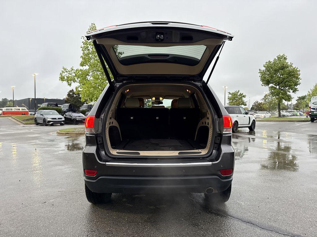 used 2015 Jeep Grand Cherokee car, priced at $15,850