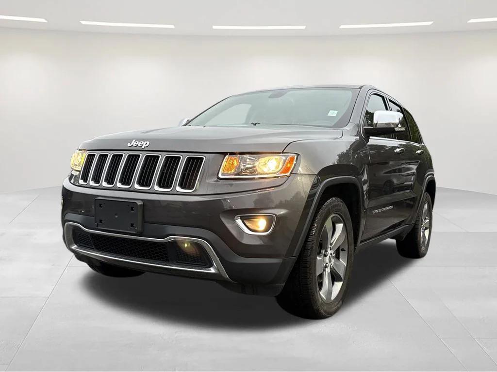 used 2015 Jeep Grand Cherokee car, priced at $15,850