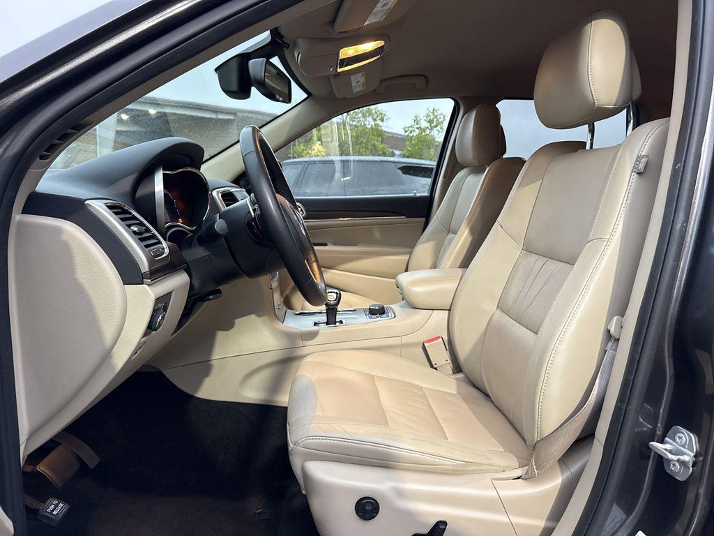 used 2015 Jeep Grand Cherokee car, priced at $15,850