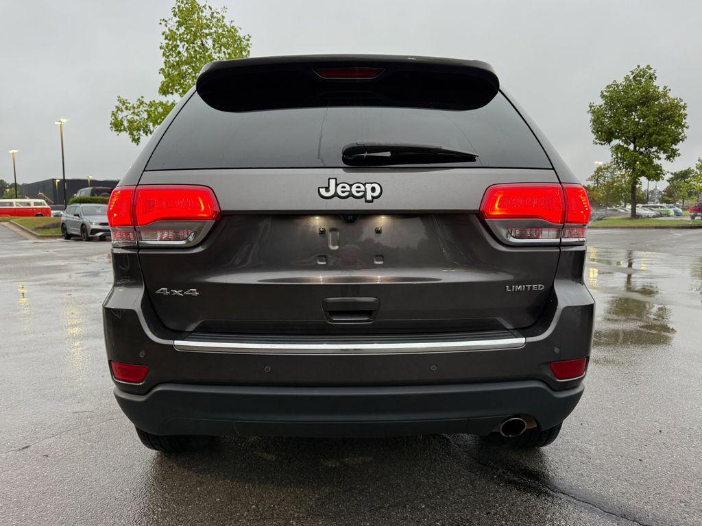 used 2015 Jeep Grand Cherokee car, priced at $15,850