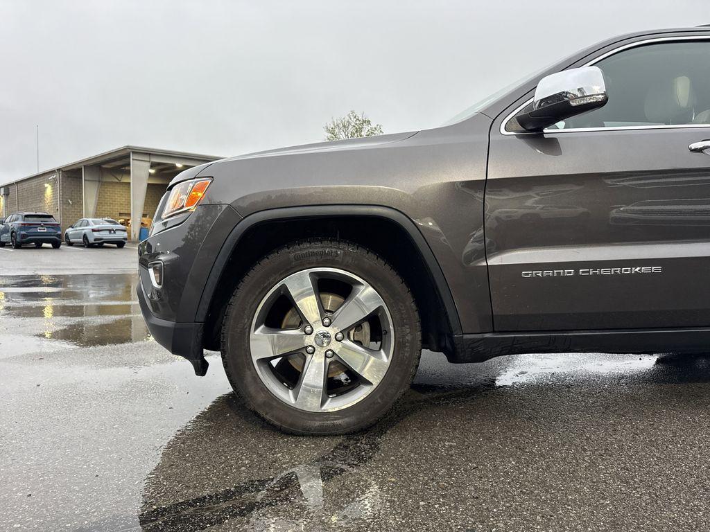 used 2015 Jeep Grand Cherokee car, priced at $15,850