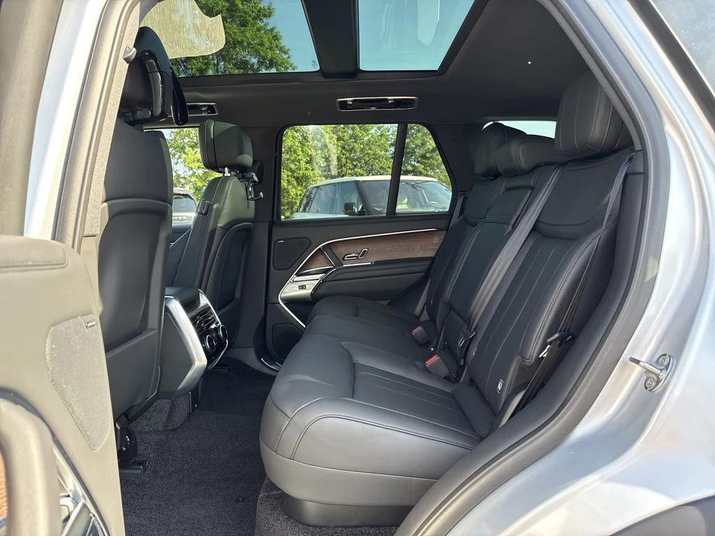 new 2025 Land Rover Range Rover car, priced at $116,495