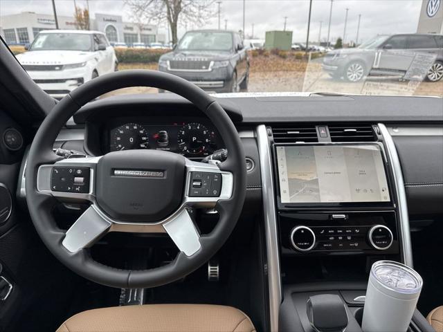 new 2025 Land Rover Discovery car, priced at $80,525