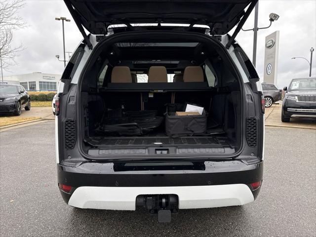 new 2025 Land Rover Discovery car, priced at $80,525