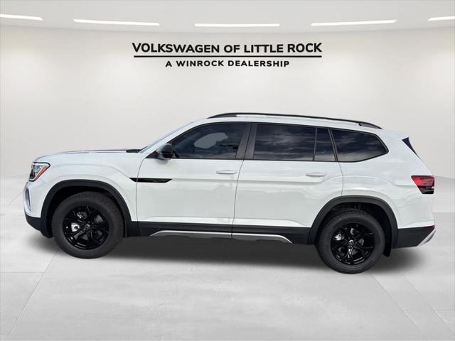 new 2025 Volkswagen Atlas car, priced at $45,456