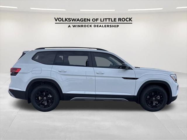 new 2025 Volkswagen Atlas car, priced at $45,456