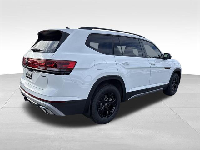 new 2025 Volkswagen Atlas car, priced at $44,904