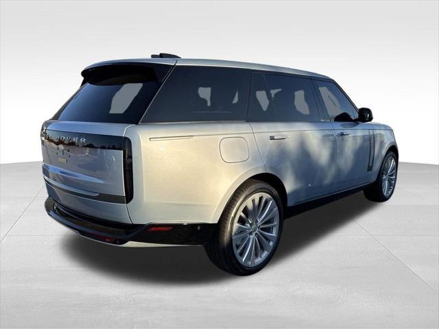 new 2025 Land Rover Range Rover car, priced at $154,075